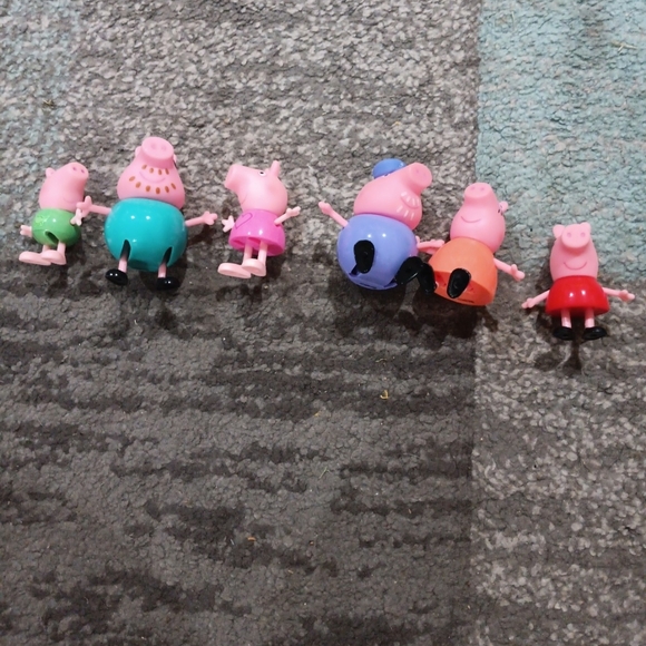 Peppa Pig Pink and Green Action Figures Playset - Picture 1 of 1